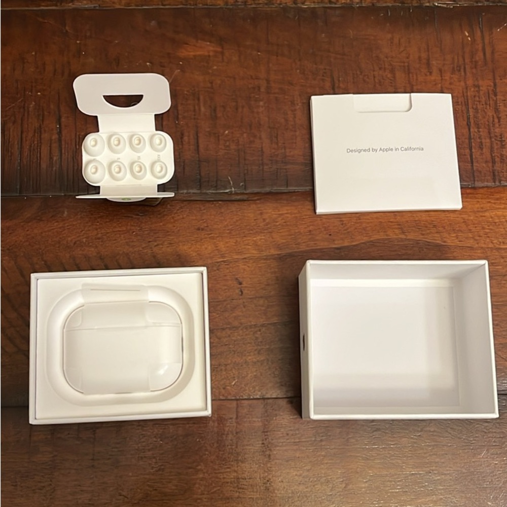 Apple AirPods Gen 3 Pro